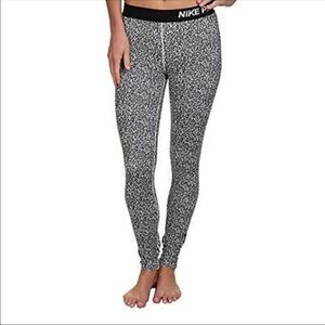 EUC SMALL NIKE PRO DRI-FIT LEGGINGS